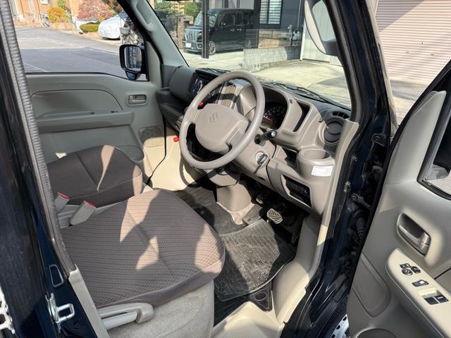 エブリイ PCリミテッド リースアップ車 純正CDオーディオ 前席パワーウィンドウ 両側スライド ETC 横滑り防止装置 オーバーヘッドシェルフ キーレスエントリー パワーステアリング マニュアルエアコン ABS(27枚目)