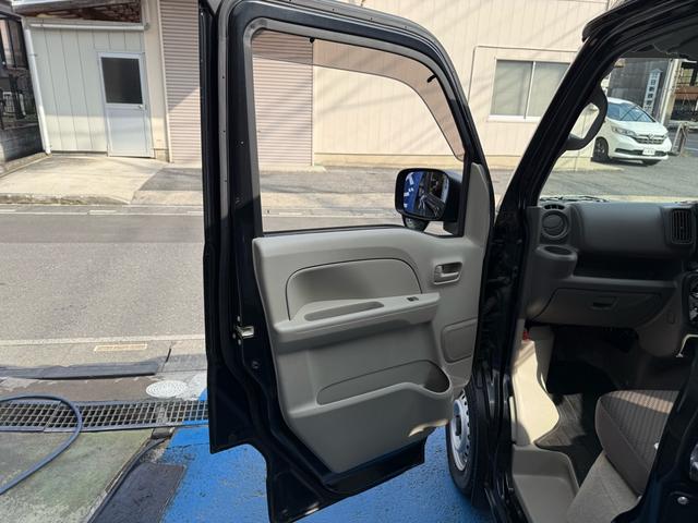 エブリイ PCリミテッド リースアップ車 純正CDオーディオ 前席パワーウィンドウ 両側スライド ETC 横滑り防止装置 オーバーヘッドシェルフ キーレスエントリー パワーステアリング マニュアルエアコン ABS(34枚目)