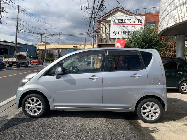 ムーヴ カスタム　メモリアルエディション　ＨＩＤヘッドライト　スマートキー　ＨＤＤナビ／ＴＶ　検：令和８年１１月（9枚目）