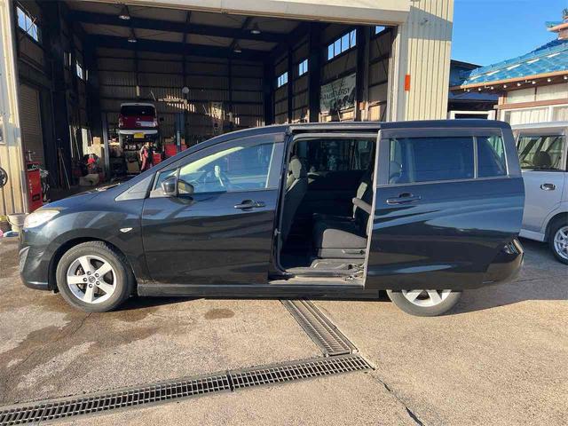 プレマシー 20S-スカイアクティブ ナビTV バックカメラ 両側スライド・片側電動 オートライト HIDライト スマートキー ETC アイドリングス 7人乗り ウォークスルー AW CD DVD再生 盗難防止システム 禁煙 無事故車(11枚目)