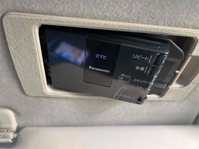 プレマシー 20S-スカイアクティブ ナビTV バックカメラ 両側スライド・片側電動 オートライト HIDライト スマートキー ETC アイドリングス 7人乗り ウォークスルー AW CD DVD再生 盗難防止システム 禁煙 無事故車(42枚目)