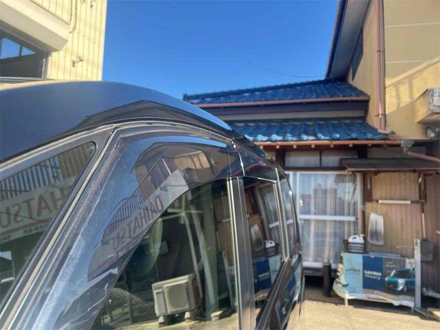 セレナ ハイウェイスター　Ｖセレクション　ＭナビＴＶ　バックカメラ　オートクルーズコントロール　両側電動スライドドア　ＥＴＣ　スマートキー　アイドリングストップ　３列シート　ウォークスルー　８人乗り　アルミホイール　ＣＤ　禁煙　無事故車（18枚目）