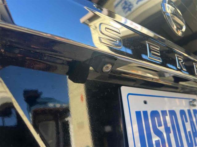 セレナ ハイウェイスター　Ｖセレクション　ＭナビＴＶ　バックカメラ　オートクルーズコントロール　両側電動スライドドア　ＥＴＣ　スマートキー　アイドリングストップ　３列シート　ウォークスルー　８人乗り　アルミホイール　ＣＤ　禁煙　無事故車（23枚目）