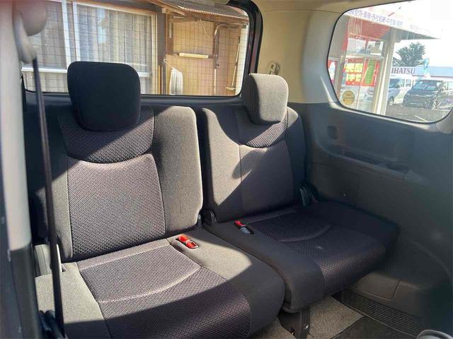 セレナ ハイウェイスター　Ｖセレクション　ＭナビＴＶ　バックカメラ　オートクルーズコントロール　両側電動スライドドア　ＥＴＣ　スマートキー　アイドリングストップ　３列シート　ウォークスルー　８人乗り　アルミホイール　ＣＤ　禁煙　無事故車（34枚目）