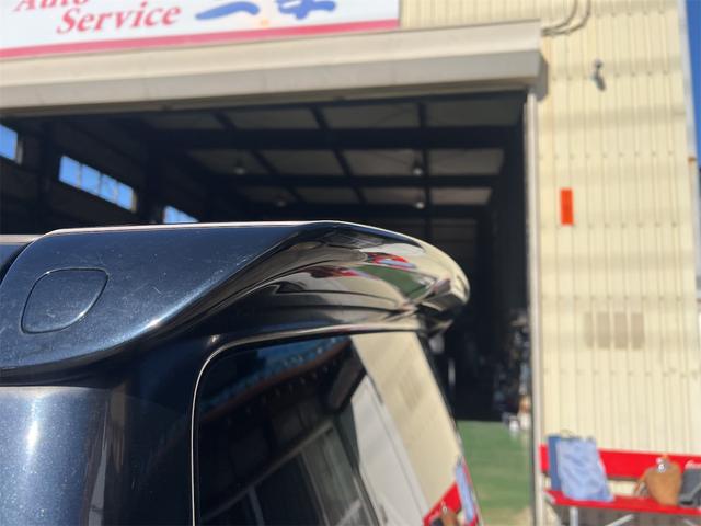 ワゴンR スティングレーX HID スマートキー ベンチシート 走行7.6万キロ コラムオートマ 盗難防止システム ABS CD MD ミュージックプレイヤー接続可 アルミホイール 衝突安全ボディ エアコン 無事故車(12枚目)