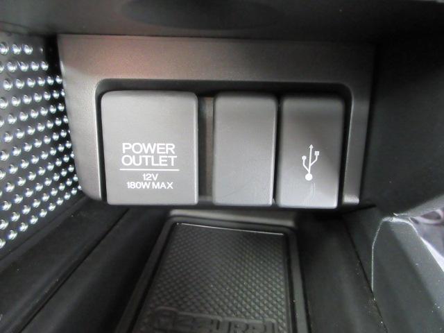 純正オプション・スカイサウンドインターナビＴＶバックカメラ・ＵＳＢ接続・ブルトゥース付き￥２８６６１６円（工賃込み・税込み）