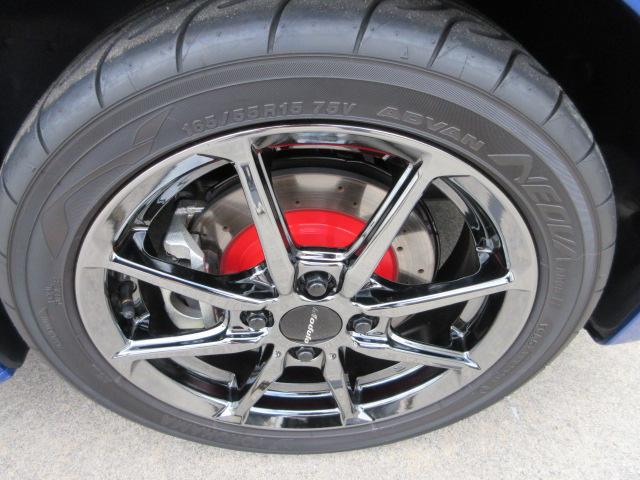 ホイールのがり傷もございません。