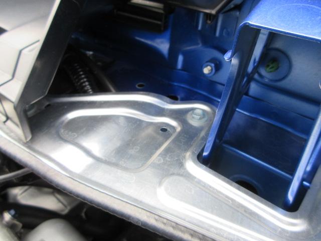 エンジンルームも綺麗です