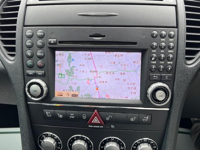 ＳＬＫ ＳＬＫ２００コンプレッサー　禁煙車　保証書　手帳　取説　整備記録簿　スペアキー　ヒーター付き黒革シート　走行２５０００キロ（3枚目）