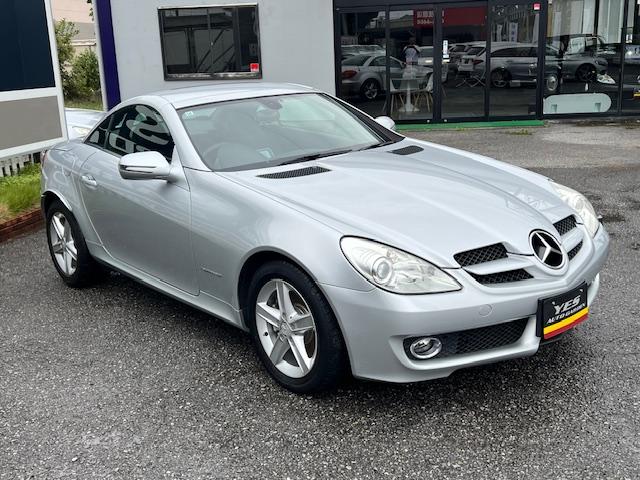 ＳＬＫ ＳＬＫ２００コンプレッサー　禁煙車　保証書　手帳　取説　整備記録簿　スペアキー　ヒーター付き黒革シート　走行２５０００キロ（7枚目）