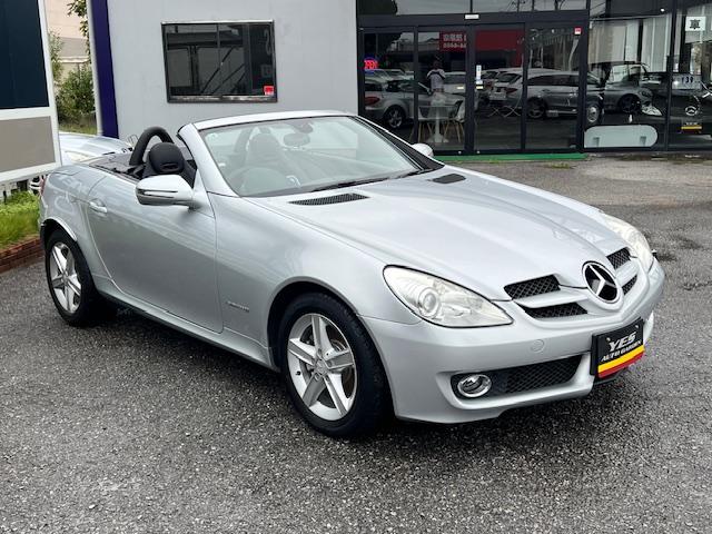 ＳＬＫ ＳＬＫ２００コンプレッサー　禁煙車　保証書　手帳　取説　整備記録簿　スペアキー　ヒーター付き黒革シート　走行２５０００キロ（17枚目）