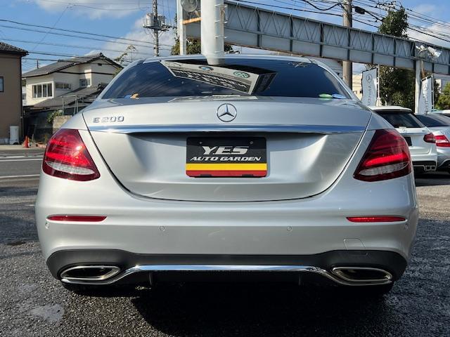 Eクラス E200 アバンギャルド スポーツ 禁煙車 保証書 手帳 取説 整備記録簿 スペアキー RSP ヒーター付き黒半革シート LEDライト ドラレコ 360°カメラ(8枚目)