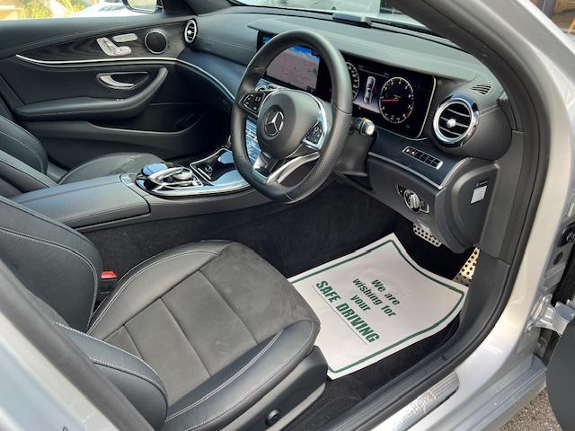 Eクラス E200 アバンギャルド スポーツ 禁煙車 保証書 手帳 取説 整備記録簿 スペアキー RSP ヒーター付き黒半革シート LEDライト ドラレコ 360°カメラ(19枚目)