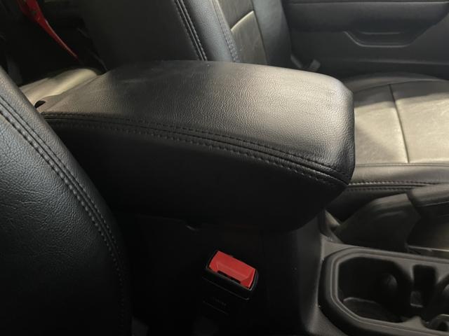 ジープ・ラングラーアンリミテッド スポーツ　認定中古車　ワンオーナー　ＥＴＣ　ドライブレコーダー前後　ブラックシートカバー（Ｄｏｔｔｙ）　ＡｐｐｌｅＣａｒＰｌａｙ　ＡｎｄｒｏｉｄＡｕｔｏ（51枚目）