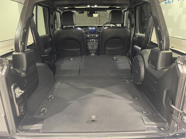 ジープ・ラングラーアンリミテッド サハラ　認定中古車　ワンオーナー　ＥＴＣ２．０　ドライブレコーダー前後　ＡｐｐｌｅＣａｒＰｌａｙ　ＡｎｄｒｏｉｄＡｕｔｏ　ＴＶチューナー（19枚目）
