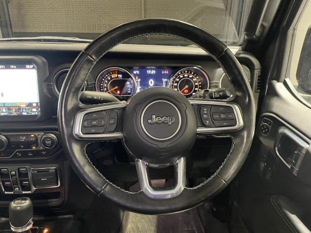 ジープ・ラングラーアンリミテッド サハラ　認定中古車　ワンオーナー　ＥＴＣ２．０　ドライブレコーダー前後　ＡｐｐｌｅＣａｒＰｌａｙ　ＡｎｄｒｏｉｄＡｕｔｏ　ＴＶチューナー（33枚目）