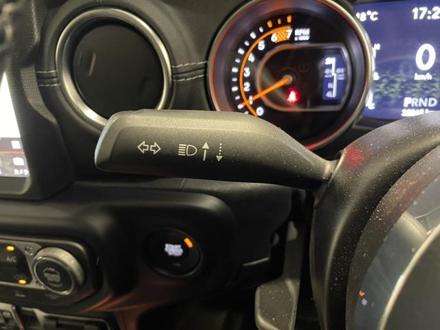 ジープ・ラングラーアンリミテッド サハラ　認定中古車　ワンオーナー　ＥＴＣ２．０　ドライブレコーダー前後　ＡｐｐｌｅＣａｒＰｌａｙ　ＡｎｄｒｏｉｄＡｕｔｏ　ＴＶチューナー（34枚目）