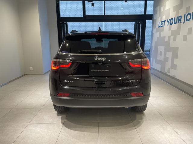 ジープ・コンパス リミテッド　認定中古車　当社デモカー　ＥＴＣ２．０　Ａｐｐｌｅｃａｒｐｌａｙ　ａｎｄｒｏｉｄａｕｔｏ　電動テールゲート　シートヒーター前席　ステアリングヒーター　アラウンドビューモニター（15枚目）