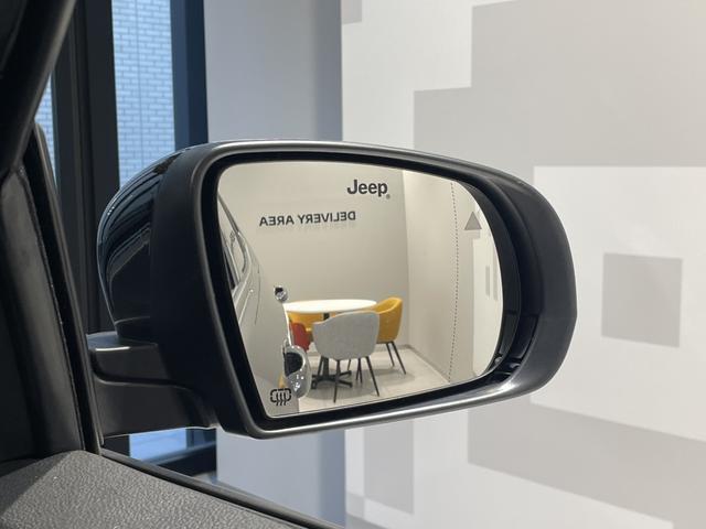 ジープ・コンパス リミテッド　認定中古車　当社デモカー　ＥＴＣ２．０　Ａｐｐｌｅｃａｒｐｌａｙ　ａｎｄｒｏｉｄａｕｔｏ　電動テールゲート　シートヒーター前席　ステアリングヒーター　アラウンドビューモニター（20枚目）