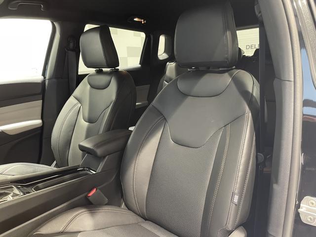 ジープ・コンパス リミテッド　認定中古車　当社デモカー　ＥＴＣ２．０　Ａｐｐｌｅｃａｒｐｌａｙ　ａｎｄｒｏｉｄａｕｔｏ　電動テールゲート　シートヒーター前席　ステアリングヒーター　アラウンドビューモニター（29枚目）