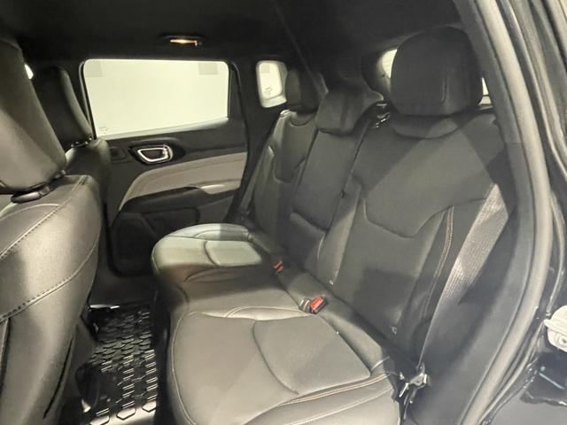 ジープ・コンパス リミテッド　認定中古車　当社デモカー　ＥＴＣ２．０　Ａｐｐｌｅｃａｒｐｌａｙ　ａｎｄｒｏｉｄａｕｔｏ　電動テールゲート　シートヒーター前席　ステアリングヒーター　アラウンドビューモニター（31枚目）