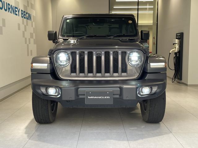 ジープ・ラングラー ８０ｔｈアニバーサリーエディション　認定中古車　ワンオーナー　ＥＴＣ２．０　Ａｐｐｌｅｃａｒｐｌａｙ　ＡｎｄｒｏｉｄＡｕｔｏ　ドライブレコーダー前後（3枚目）