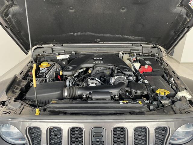 ジープ・ラングラー ８０ｔｈアニバーサリーエディション　認定中古車　ワンオーナー　ＥＴＣ２．０　Ａｐｐｌｅｃａｒｐｌａｙ　ＡｎｄｒｏｉｄＡｕｔｏ　ドライブレコーダー前後（4枚目）