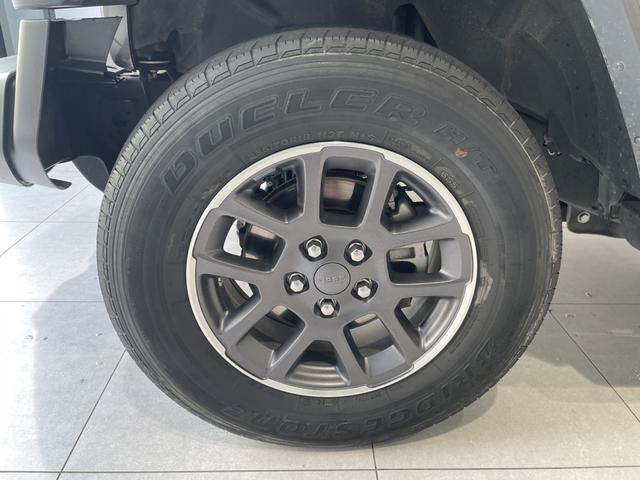 ジープ・ラングラー ８０ｔｈアニバーサリーエディション　認定中古車　ワンオーナー　ＥＴＣ２．０　Ａｐｐｌｅｃａｒｐｌａｙ　ＡｎｄｒｏｉｄＡｕｔｏ　ドライブレコーダー前後（11枚目）