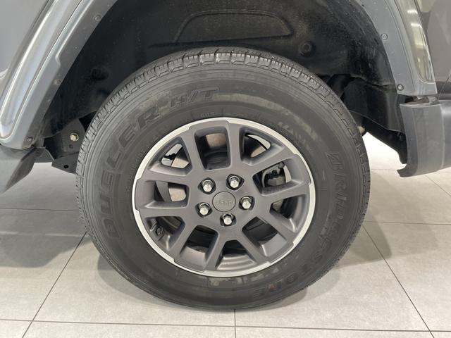 ジープ・ラングラー ８０ｔｈアニバーサリーエディション　認定中古車　ワンオーナー　ＥＴＣ２．０　Ａｐｐｌｅｃａｒｐｌａｙ　ＡｎｄｒｏｉｄＡｕｔｏ　ドライブレコーダー前後（12枚目）