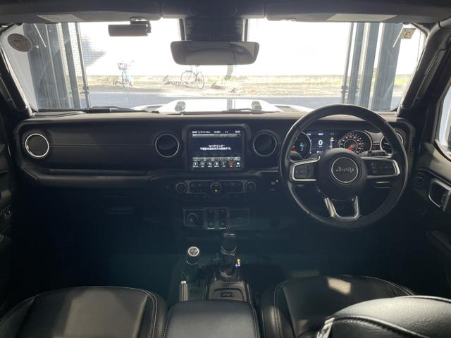 ジープ・ラングラー ８０ｔｈアニバーサリーエディション　認定中古車　ワンオーナー　ＥＴＣ２．０　Ａｐｐｌｅｃａｒｐｌａｙ　ＡｎｄｒｏｉｄＡｕｔｏ　ドライブレコーダー前後（24枚目）