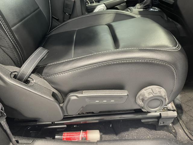 ジープ・ラングラー ８０ｔｈアニバーサリーエディション　認定中古車　ワンオーナー　ＥＴＣ２．０　Ａｐｐｌｅｃａｒｐｌａｙ　ＡｎｄｒｏｉｄＡｕｔｏ　ドライブレコーダー前後（26枚目）