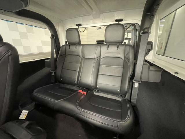 ジープ・ラングラー ８０ｔｈアニバーサリーエディション　認定中古車　ワンオーナー　ＥＴＣ２．０　Ａｐｐｌｅｃａｒｐｌａｙ　ＡｎｄｒｏｉｄＡｕｔｏ　ドライブレコーダー前後（29枚目）