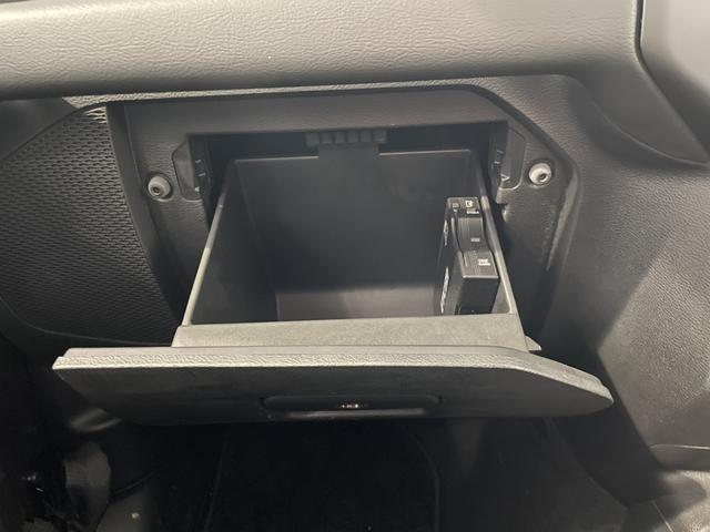 ジープ・ラングラー ８０ｔｈアニバーサリーエディション　認定中古車　ワンオーナー　ＥＴＣ２．０　Ａｐｐｌｅｃａｒｐｌａｙ　ＡｎｄｒｏｉｄＡｕｔｏ　ドライブレコーダー前後（58枚目）