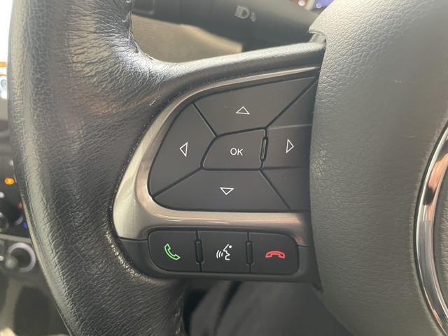 ジープ・レネゲード リミテッド　認定中古車　ワンオーナー　ＥＴＣ２．０　ＴＶチューナー　Ａｐｐｌｅｃａｒｐｌａｙ　ＡｎｄｒｏｉｄＡｕｔｏ　パワーシート　シートヒーター　ステアリングヒーター（35枚目）