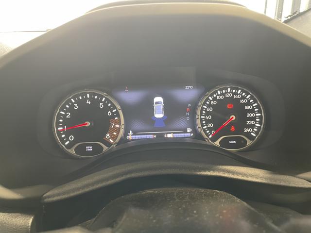 ジープ・レネゲード リミテッド　認定中古車　ワンオーナー　ＥＴＣ２．０　ＴＶチューナー　Ａｐｐｌｅｃａｒｐｌａｙ　ＡｎｄｒｏｉｄＡｕｔｏ　パワーシート　シートヒーター　ステアリングヒーター（41枚目）