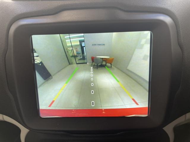 ジープ・レネゲード リミテッド　認定中古車　ワンオーナー　ＥＴＣ２．０　ＴＶチューナー　Ａｐｐｌｅｃａｒｐｌａｙ　ＡｎｄｒｏｉｄＡｕｔｏ　パワーシート　シートヒーター　ステアリングヒーター（48枚目）