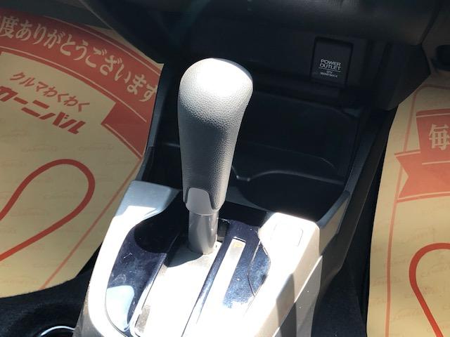 13G ワンオーナー車 保証付 メモリーナビ ETC付(11枚目)