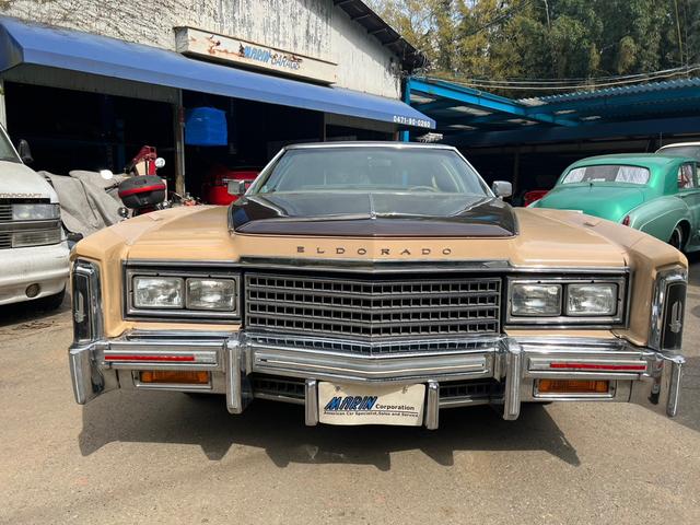 キャデラックエルドラド ビアリッツ　１９７８年車　Ｃａｄｉｌｌａｃ　Ｅｌｄｏｒａｄｏ　Ｂｉａｒｒｉｔｚ（2枚目）