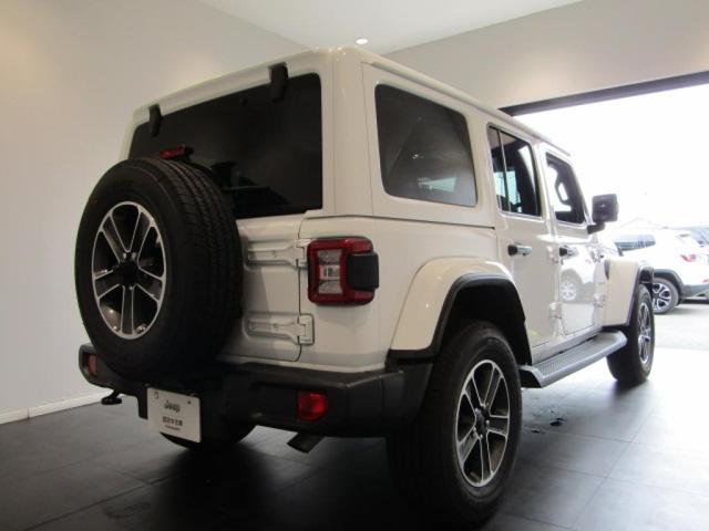 ジープ・ラングラーアンリミテッド サハラ 2.0L 4WD JEEP認定中古車(12枚目)