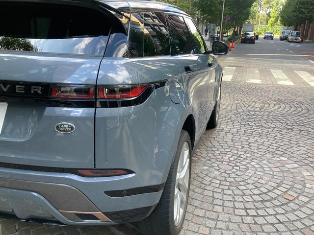 レンジローバーイヴォーク ファーストエディション 限定車 ツートンレザー パノラミックルーフ マトリクスLED ヘッドアップD 12wayパワーシート&ヒーター ACC 10インチタッチプロDuo 全周カメラ MERIDIANサウンド Pスタート(7枚目)