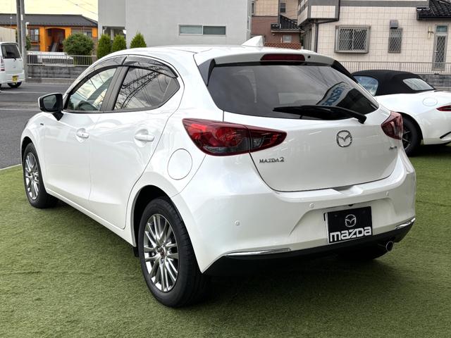 ＭＡＺＤＡ２ ＸＤ　１００周年特別記念車　走行７，２４６キロ　ワンオーナー　マツコネナビ　フルセグＴＶ　ブルートゥース　ＥＴＣ　３６０°ビュー　専用レザー　シートヒーター　ステアリングヒーター　パワーシート　禁煙車（2枚目）