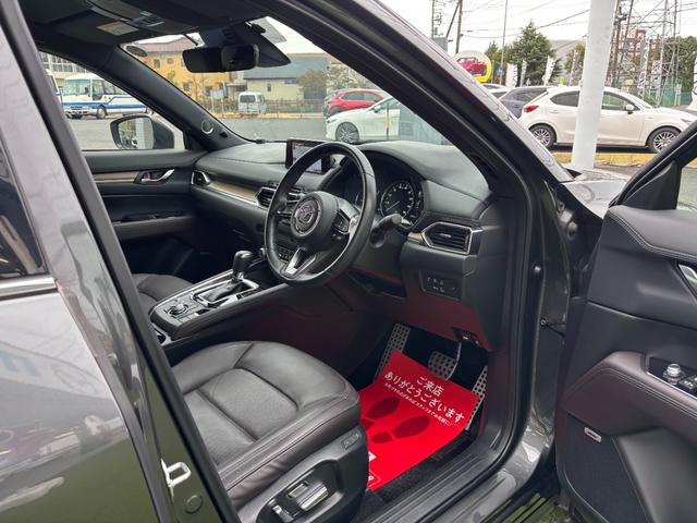 ＣＸ－５ ＸＤ　エクスクルーシブモード　４ＷＤ　ナビ　フルセグＴＶ　ＥＴＣ２．０　ドラレコ　ＢＯＳＥ　デイライトキット　シートエアコン　アルミペダル　全席シートヒーター　レザーシート　パワーシート　パワーリフトゲート　バーグラアラーム（39枚目）