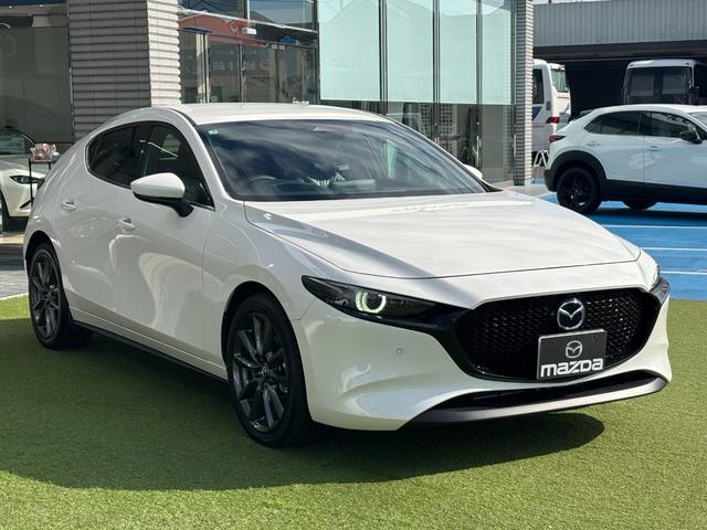 MAZDA3ファストバック 20S ツーリング 試乗車アップ 走行95km 360°ビュー ドライバーモニタリング マツダコネクト MHA8スピーカー アダプティブLED ワイヤレス充電 禁煙車(15枚目)