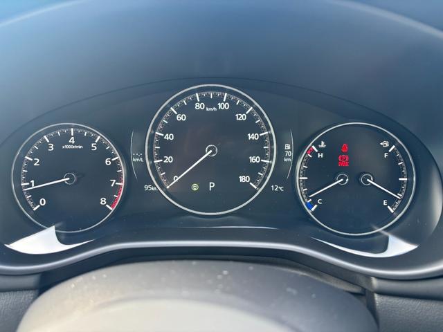 MAZDA3ファストバック 20S ツーリング 試乗車アップ 走行95km 360°ビュー ドライバーモニタリング マツダコネクト MHA8スピーカー アダプティブLED ワイヤレス充電 禁煙車(25枚目)