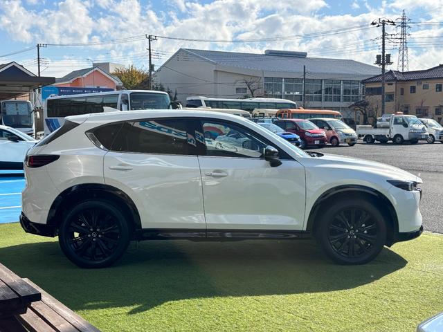 ＣＸ－５ ＸＤ　スポーツアピアランス　試乗車アップ　走行８９キロ　レザーシート　シートエアコン　全席シートヒーター　ステアリングヒーター　ＢＯＳＥサウンド　パワーシート　パワーリフトゲート　禁煙車（17枚目）