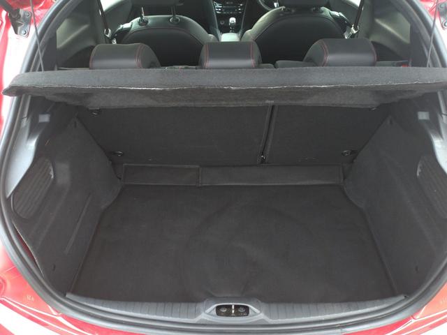GTi 禁煙車 6MT Bluetooth接続可能(18枚目)
