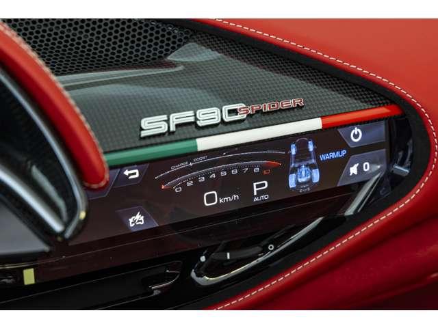 ＳＦ９０スパイダー Ｆ１　ＤＣＴ　Ｅ４ＷＤ　レアディフューザーカーボン　シルキックカーボン　フロントトンネルカーボンカーボンレーシングシート　レーシングシートリフター　ダッシュボードインサートカーボン（11枚目）