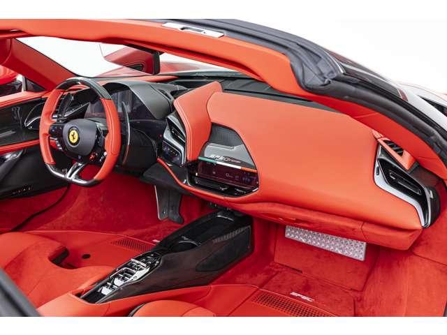 ＳＦ９０スパイダー Ｆ１　ＤＣＴ　Ｅ４ＷＤ　レアディフューザーカーボン　シルキックカーボン　フロントトンネルカーボンカーボンレーシングシート　レーシングシートリフター　ダッシュボードインサートカーボン（13枚目）