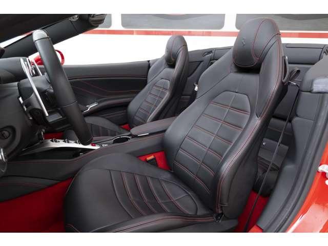 カリフォルニアＴ 　Ｆ１　ＤＣＴ　Ｒｏｓｓｏ　Ｃｏｒｓａ　／　Ｎｅｒｏ　２０インチ鍛造ダイヤモンドホイール　ＬＥＤカーボンハンドル　ドライブレコーダー（2枚目）