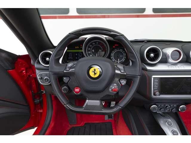 カリフォルニアＴ 　Ｆ１　ＤＣＴ　Ｒｏｓｓｏ　Ｃｏｒｓａ　／　Ｎｅｒｏ　２０インチ鍛造ダイヤモンドホイール　ＬＥＤカーボンハンドル　ドライブレコーダー（7枚目）
